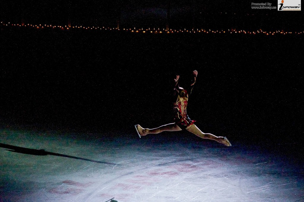 Split jump Skating Wallaper Split jump Skating Wallaper Flickr