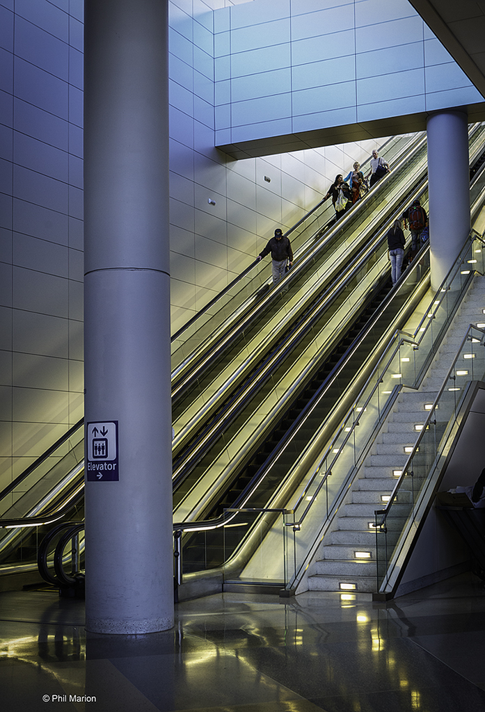 Escalator in Dallas airport Phil Marion (182 million views) Flickr
