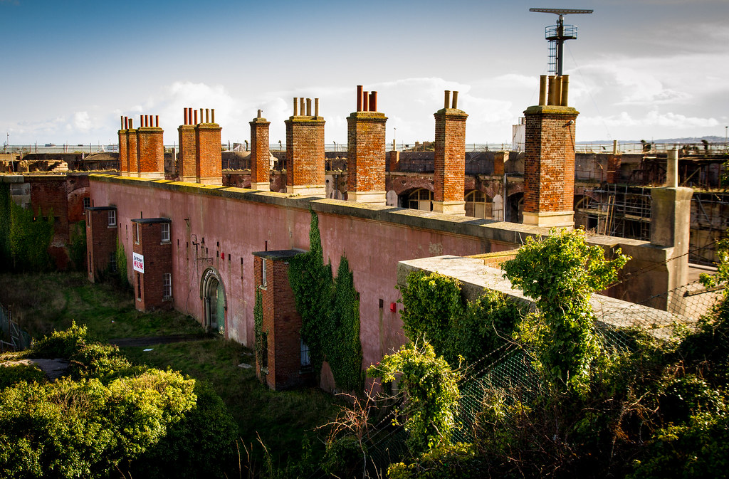 Fort Gilkicker Gosport Fort Gilkicker is a historic Palm… Flickr
