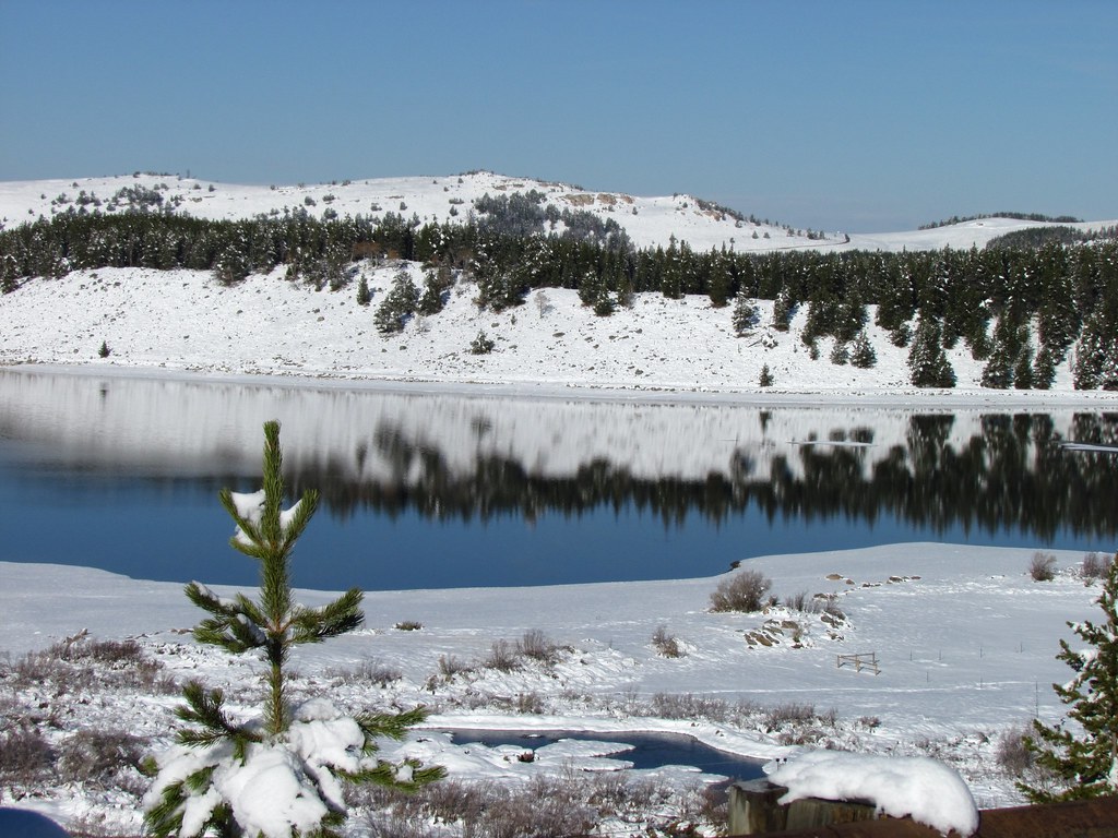 Meadowlark lake Lake dressed in snow Nancy Calltharp Flickr