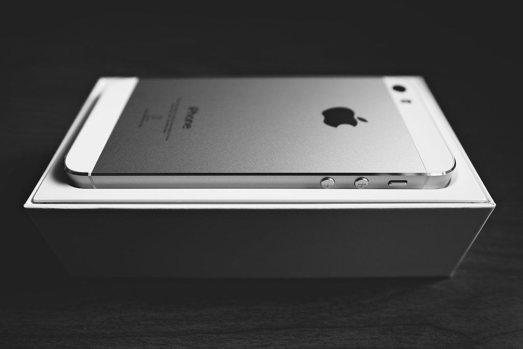 iPhone 5s [explored] Designed by Apple in California • Lik… Flickr
