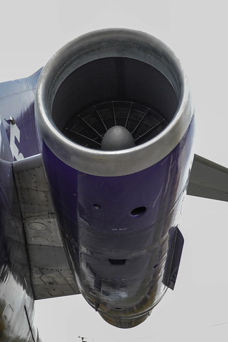 Pratt & Whitney JT8D-15 | Engine #1 Boeing 727-200 N489FE | Flickr