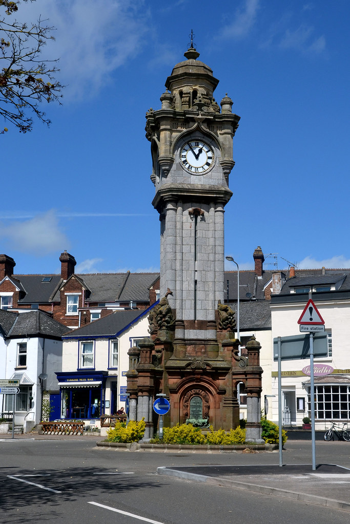 Exeter clock tower 04/05/13. Exeter. Howard Pulling Flickr