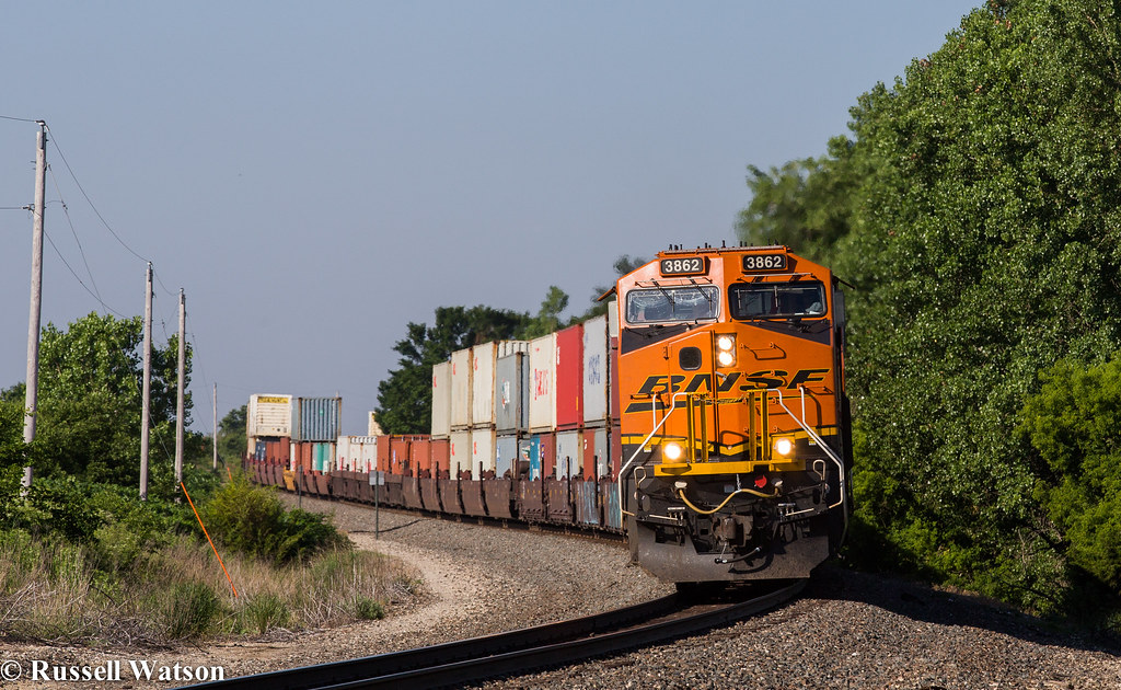 BNSF3862 E Walton, Kansas Russell Watson Flickr