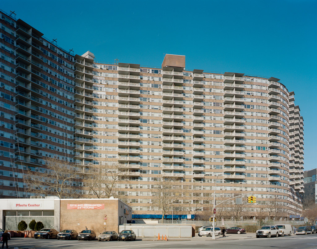 Chatham Green Chatham Green by Kelly and Gruzen 1961 Sinar… Flickr