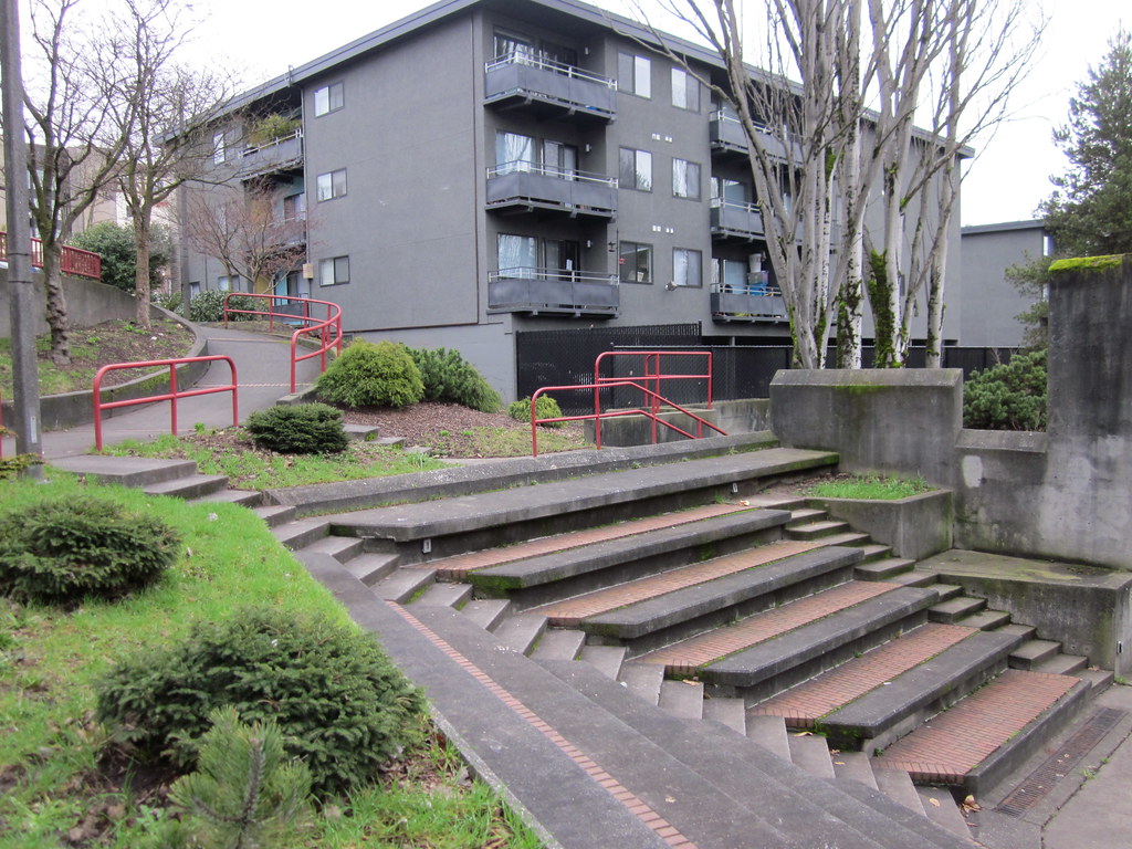 Dr. Blanche S. Lavizzo Park Dr. Blanche Lavizzo Park is a … Flickr