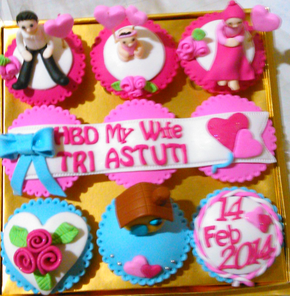 Wife Birthday Cupcakes Romantis Jakarta Outlet