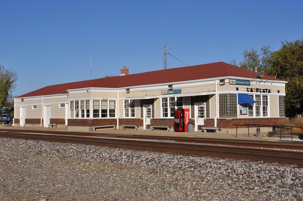 Santa Fe ATSF Depot La Plata MO The former Santa Fe depot … Flickr