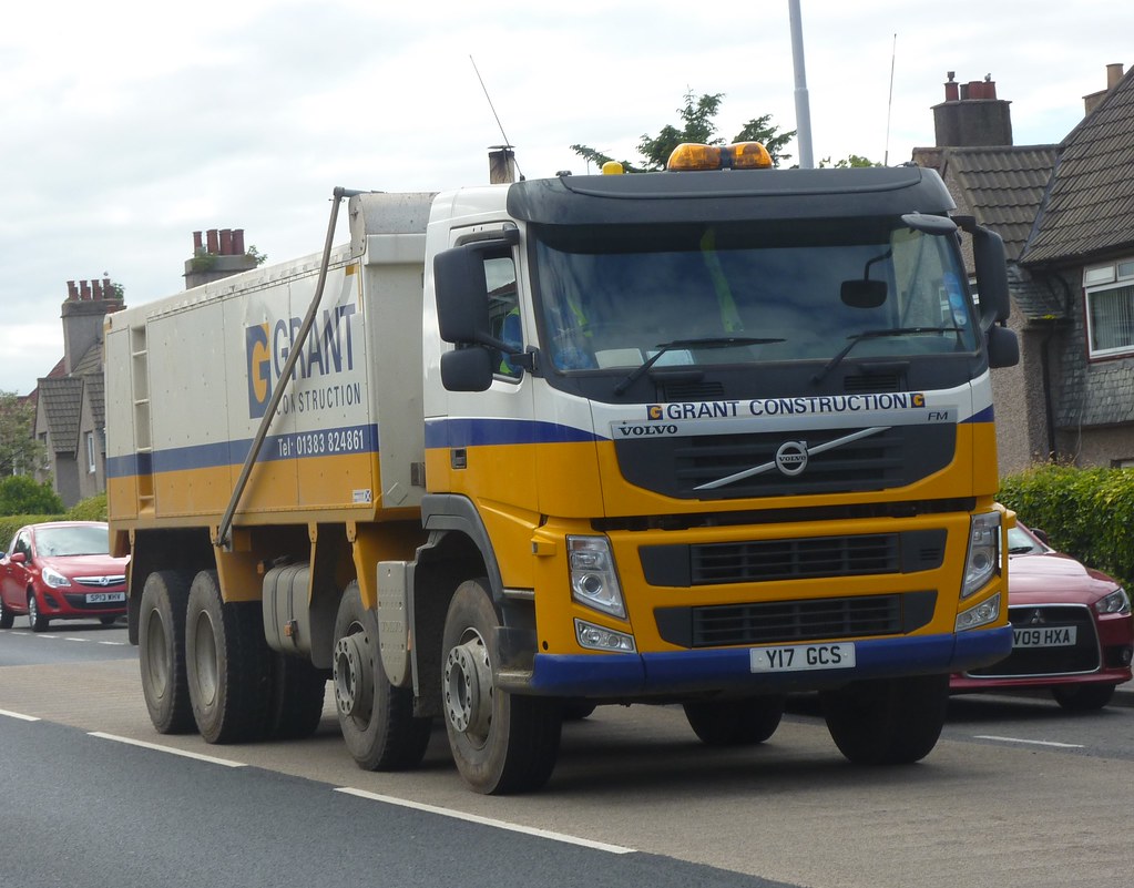 Y17 GCS Grant Construction Volvo Fm Admiralty Road Rosyth Cammies