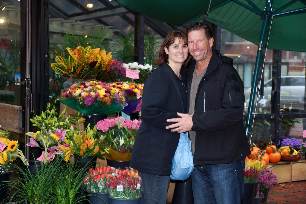 DSC05735.jpg Flowers in Quincy Market Graphics by Gwynn Flickr
