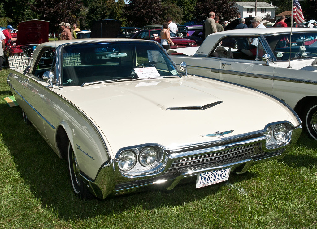 DSC_6485 Wampsville New York Car Show sept 89 2013 Puglisi