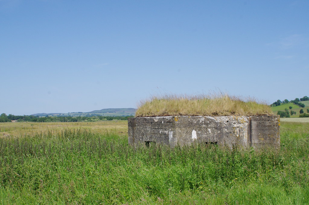 Bickerton Pillbox P320 Pillbox near Bickerton on the Coque… stephen