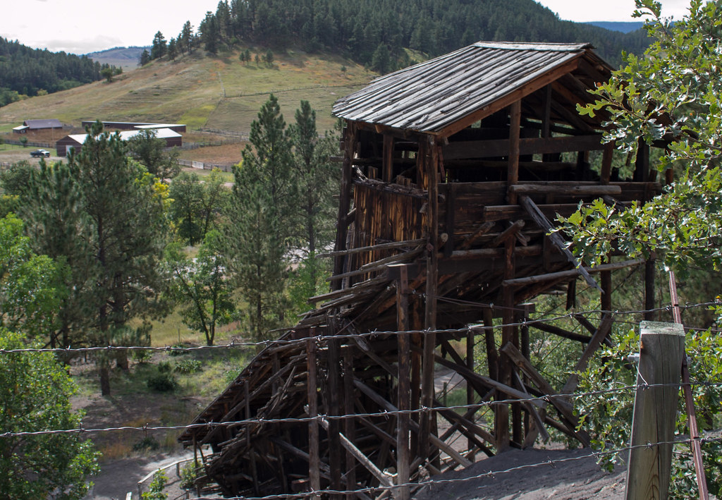 Aladdin, WY historic coal mine (0522) Tipple for moving co… Flickr