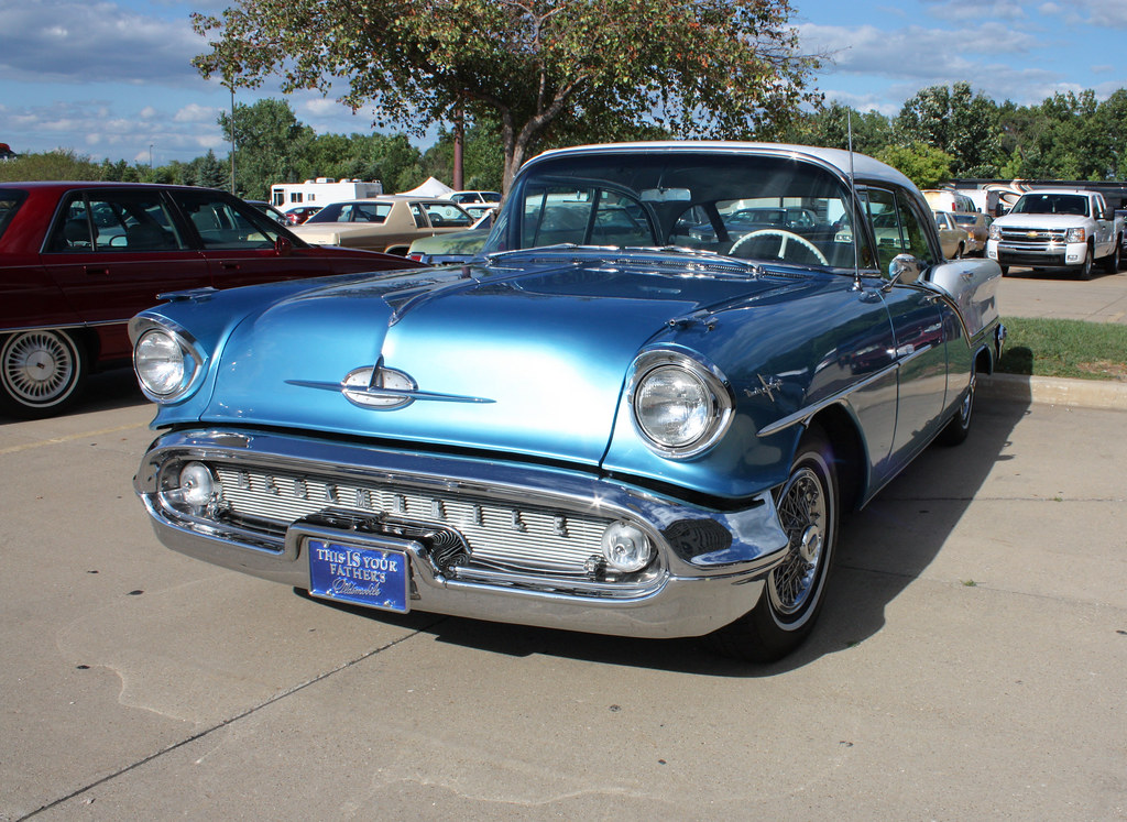 1957 Oldsmobile Starfire 98 Holiday Sedan (2 of 8) Flickr