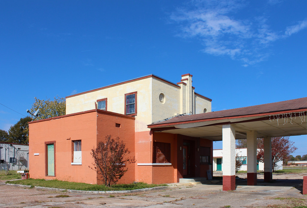 Courtland Square Apartments Brandon Bartoszek Flickr