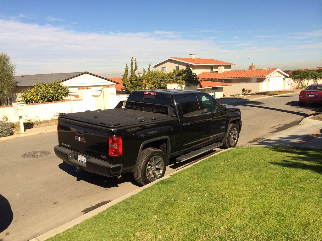 HeavyDuty Truck Bed Cover on 2014 Chevy Silverado Flickr