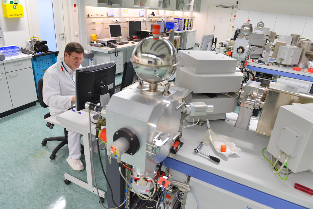 Mass Spectrometry Laboratory 26 Jan 2016 Flickr