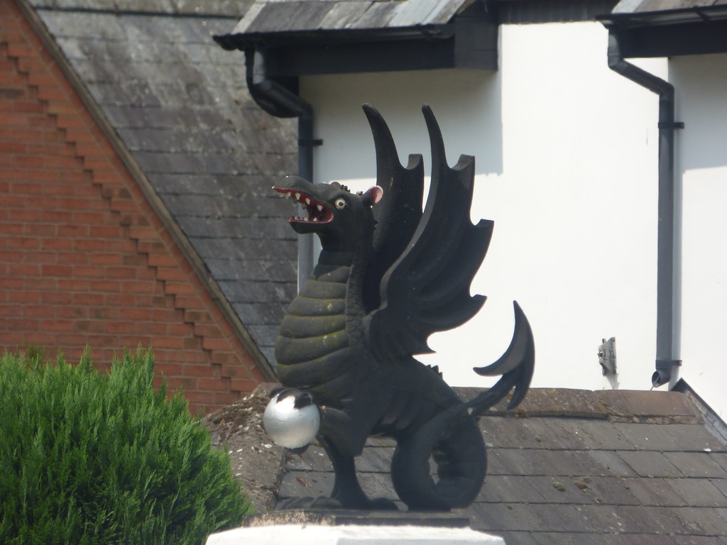 Arden House 1820 Clarendon Square, Leamington Spa right dragon a