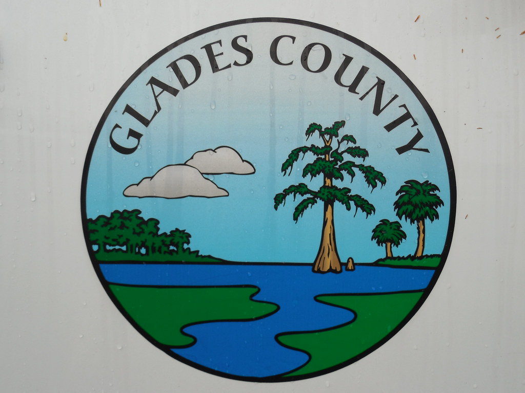 Glades County Seal Moore Haven, Florida This is on the sid… Flickr