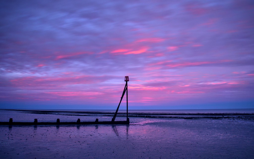 Low tide........ Low tide at Elmer Beach Simon Hall Flickr