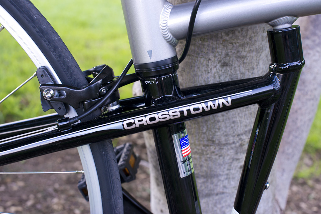 Montague Crosstown folding bike The Crosstown is a folding… Flickr