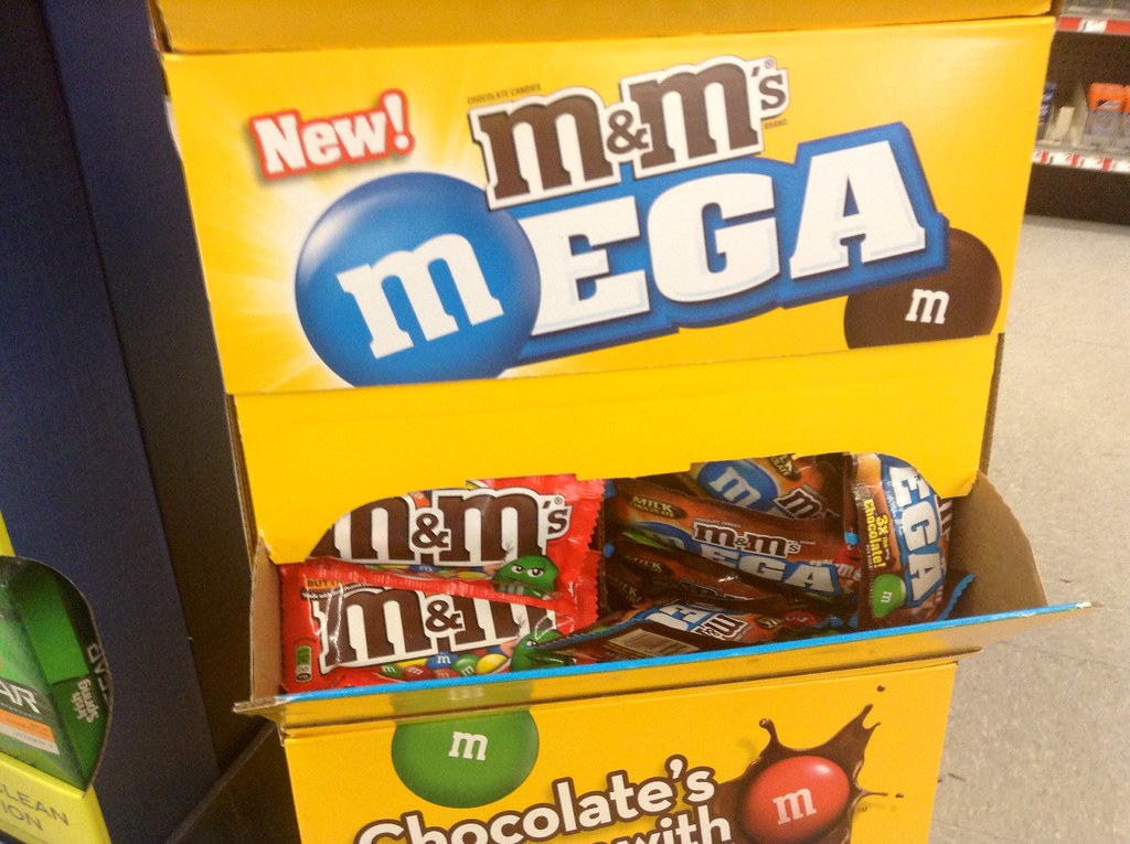 Mega M&M's MandM's Floor Display at Family Dollar Stores 5… Flickr