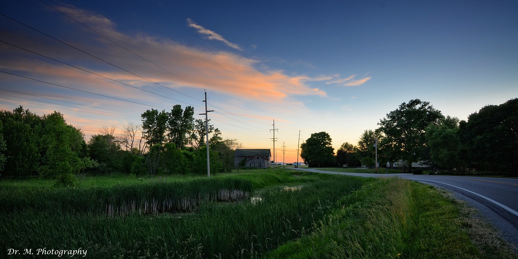Country Tranquility Country road leading past an old barn … Flickr
