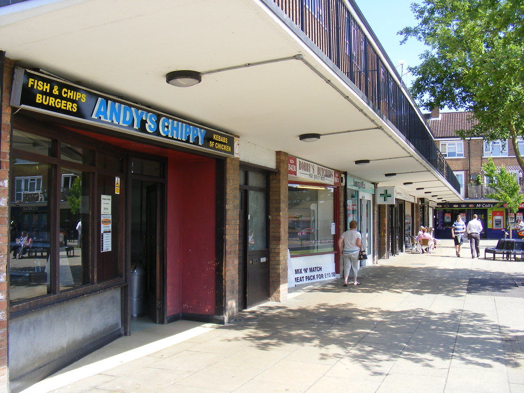 Queens Drive shopping parade, Putnoe, Bedford Queens Drive… Flickr
