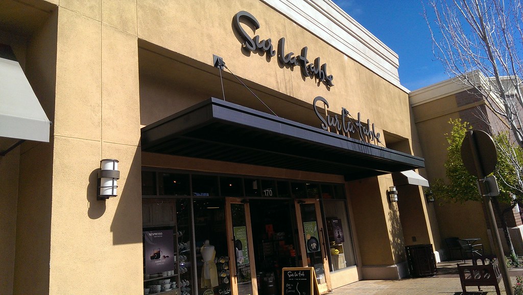 Sur La Table Fountains at Roseville Home stores always d… Flickr