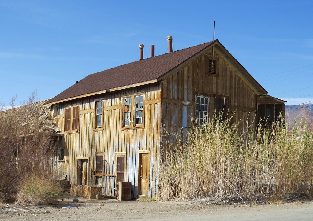 Keeler, California Keeler Depot, built by the Carson & Col… Flickr