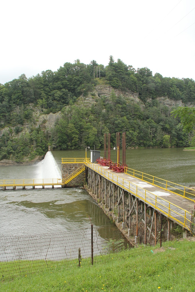 New River State Park in Fries, Virginia Cloud cover preven… Flickr