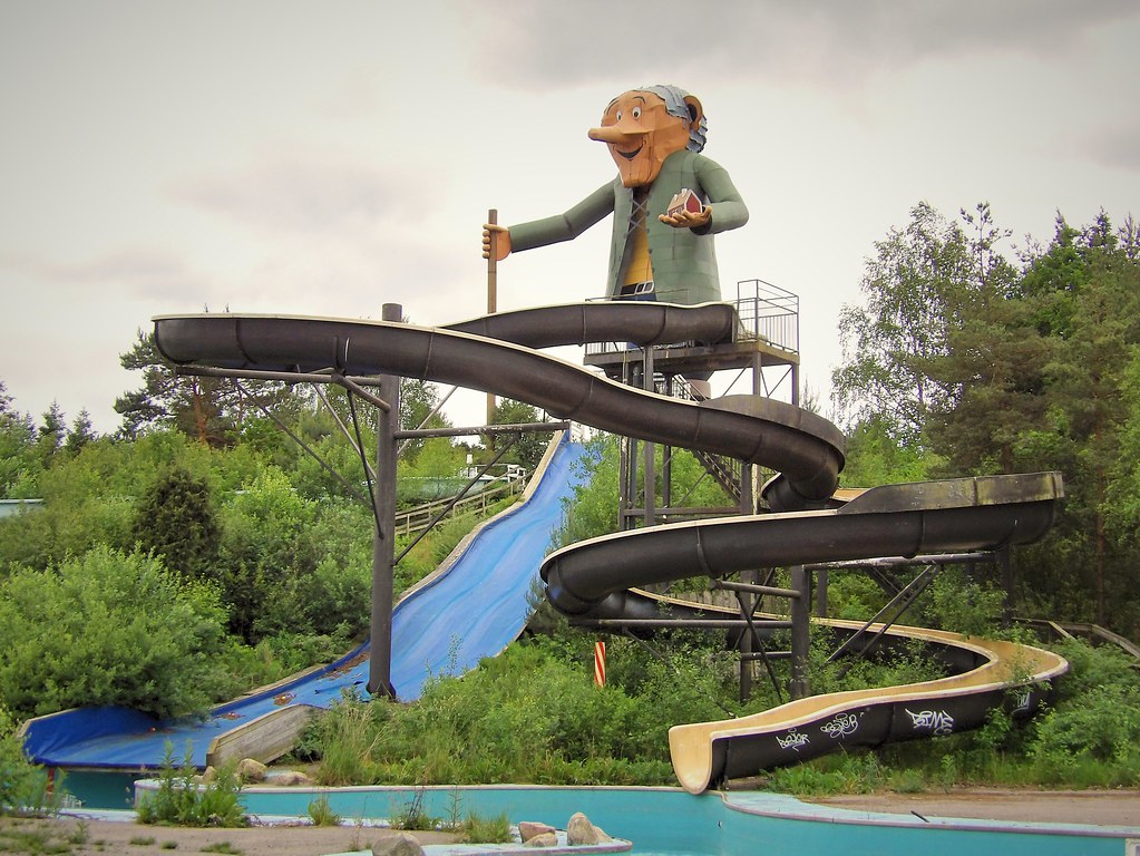 URBEX en Suède, dans un parc d'attraction abandonné