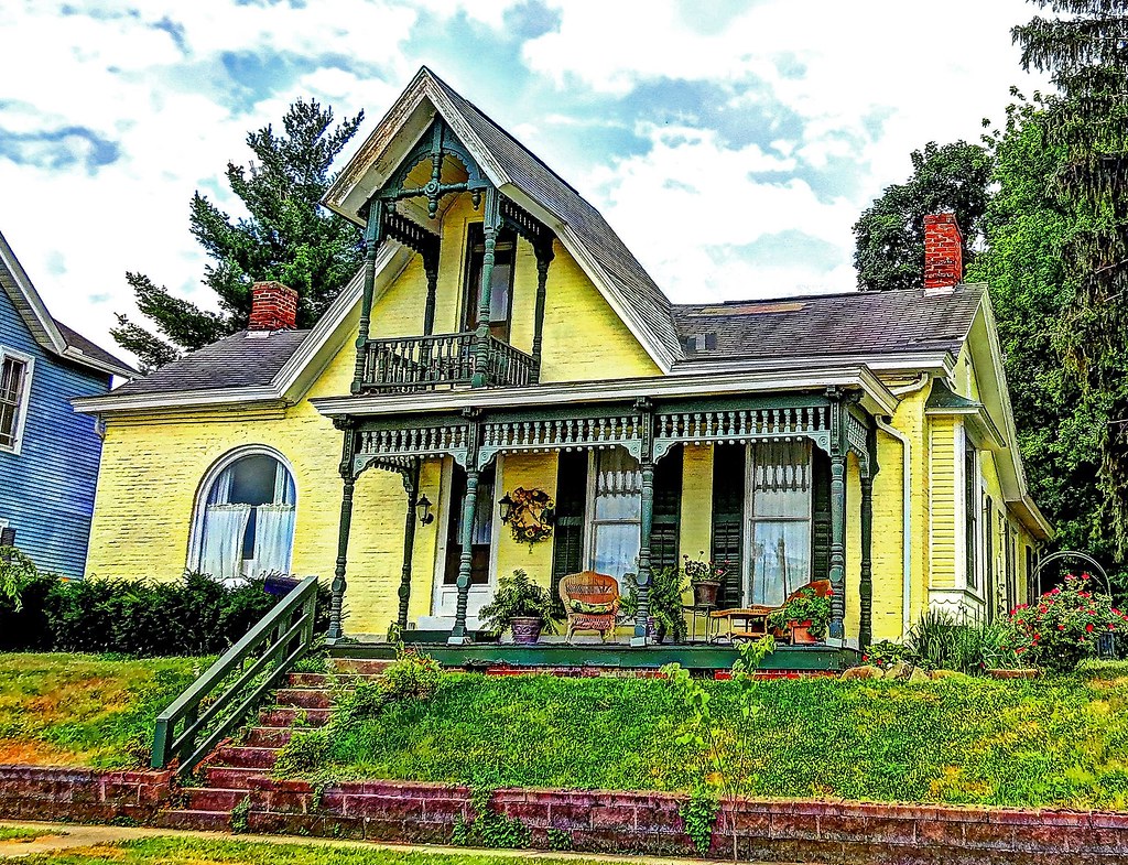 Yellow House in Waverly, Ohio I have long admired the yell… Flickr