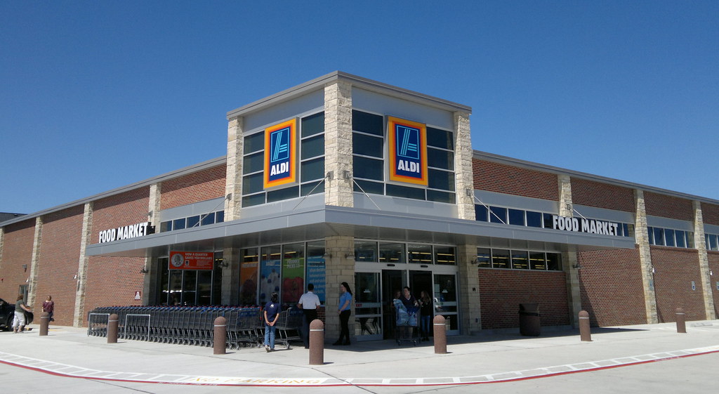 Store entry. New Aldi store in Houston, TX Plenty of parki… Flickr