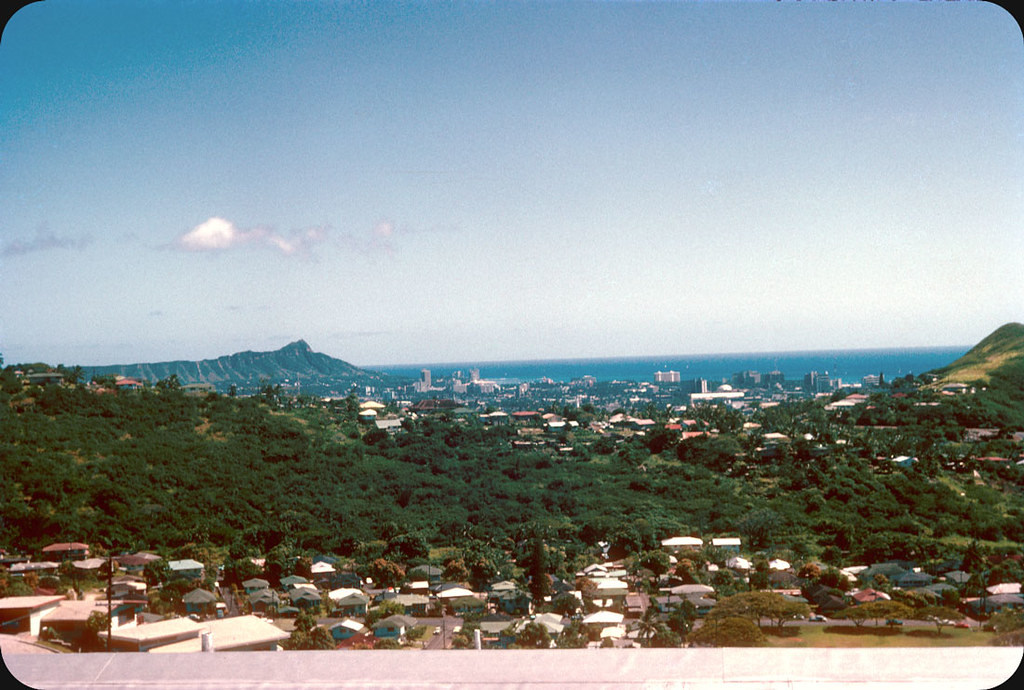 Pacific Heights, Honolulu 1962 Looking towards Waikiki. … Flickr