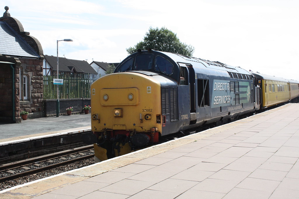 IMG_2855 37682 at Helsby Station,on test train Chester to … Flickr