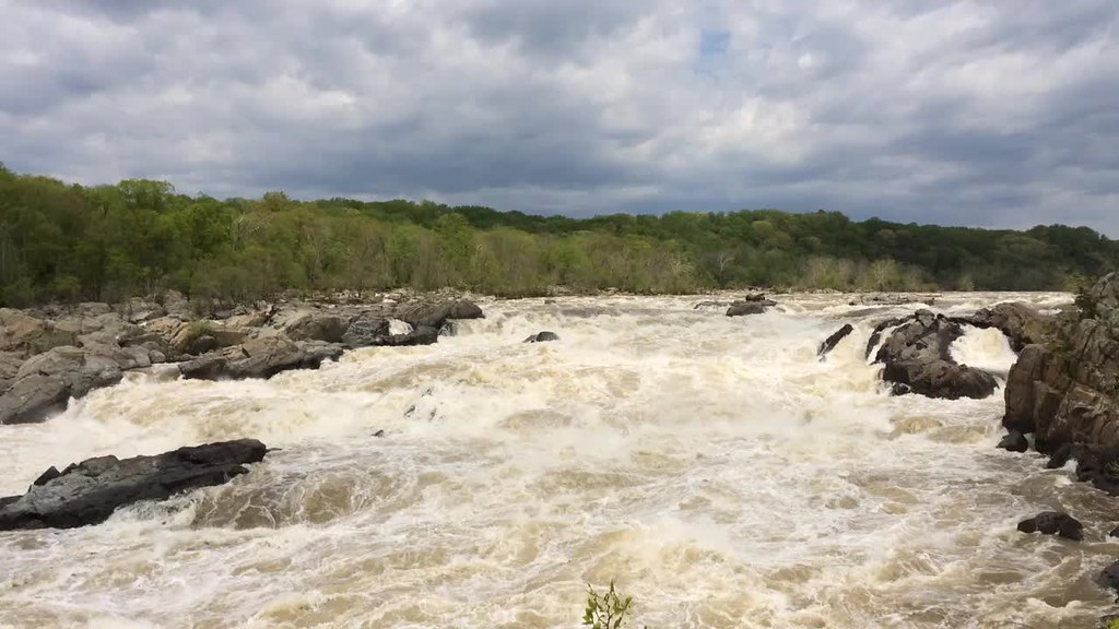 Great Falls View of Great Falls from Olmsted Island and Bi… Flickr