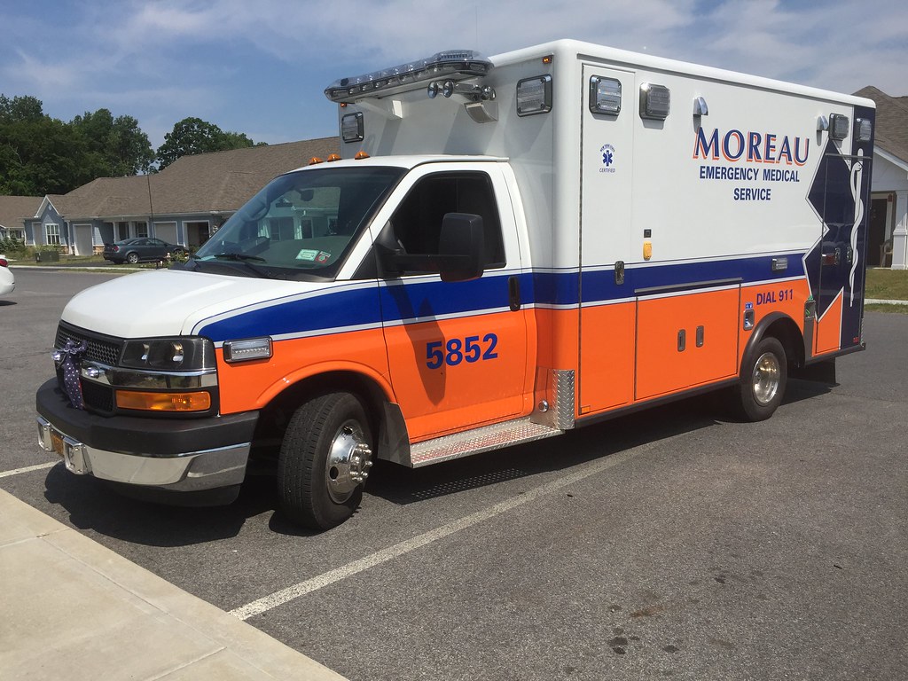 Moreau EMS "5852" Matt Flickr