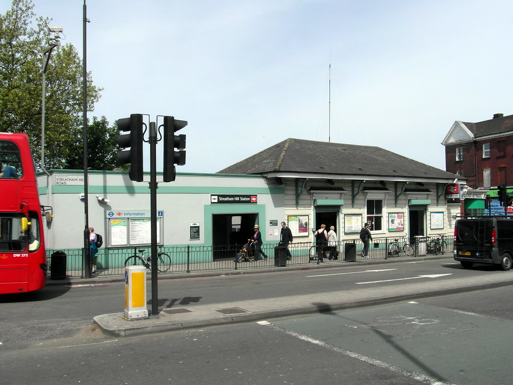 Streatham Hill Station Streatham High Road, Streatham. Ppe… Flickr