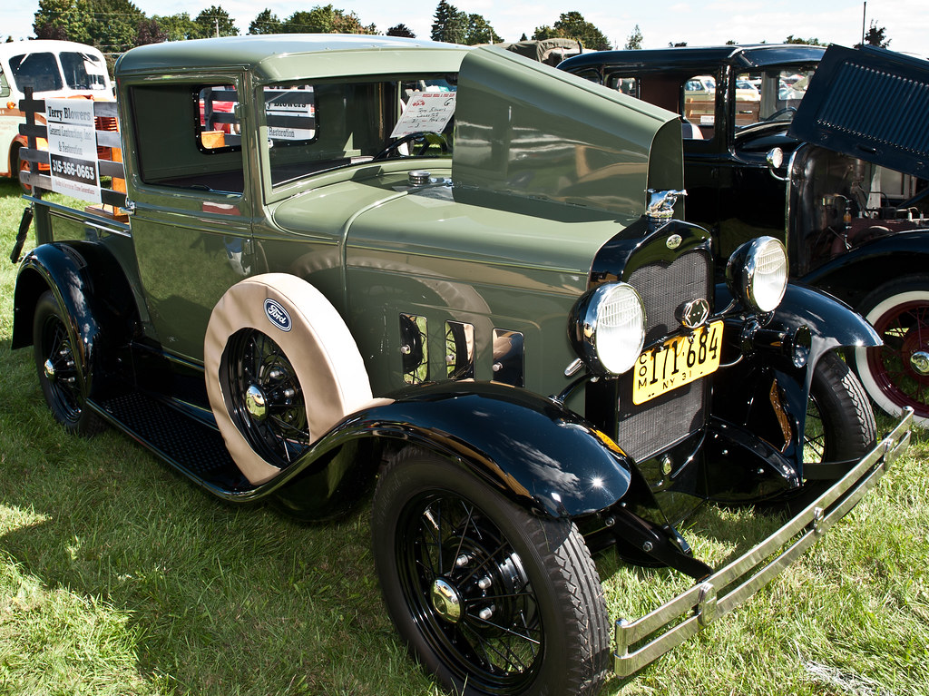 DSC_6448 Wampsville New York Car Show sept 89 2013 Puglisi