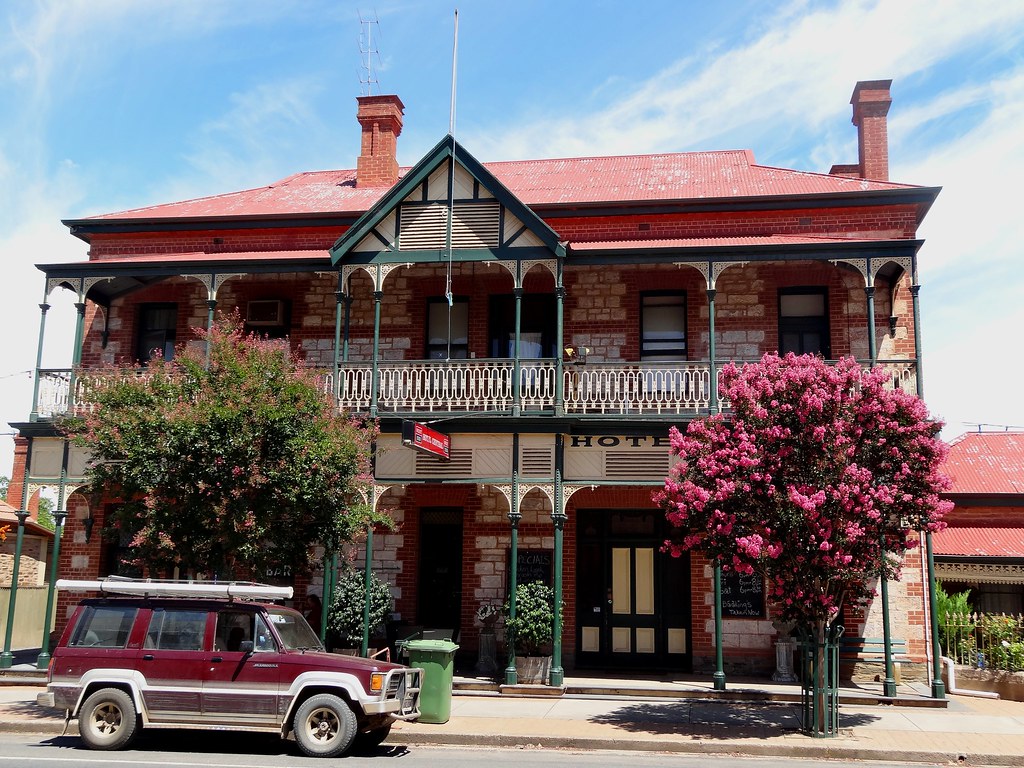 Riverton. The Riverton Hotel. The hotel was built by Mr Ha… Flickr