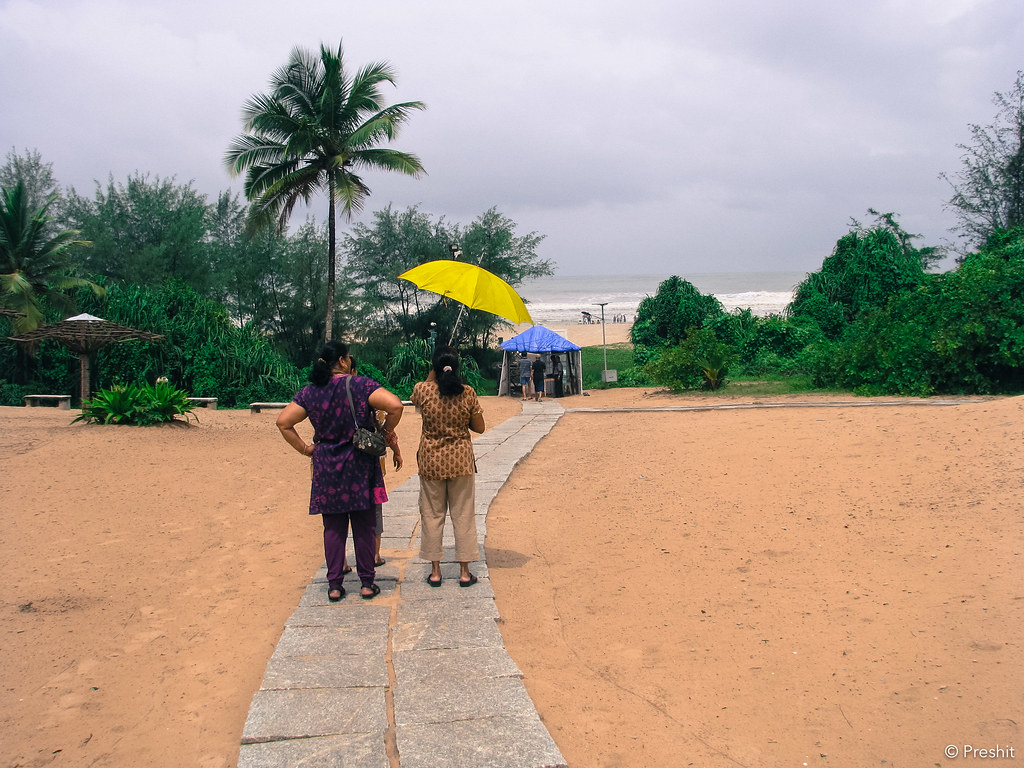 The Yellow Umbrella Preshit Deorukhkar Flickr