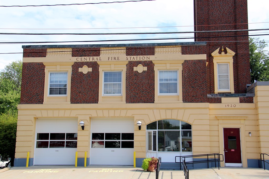 Central Fire Station (Holliston, Massachusetts) Historic 1… Flickr