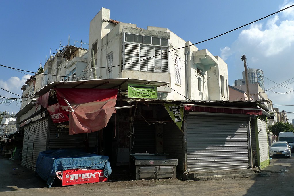 80 beers. Carmel Market kitchener.lord Flickr