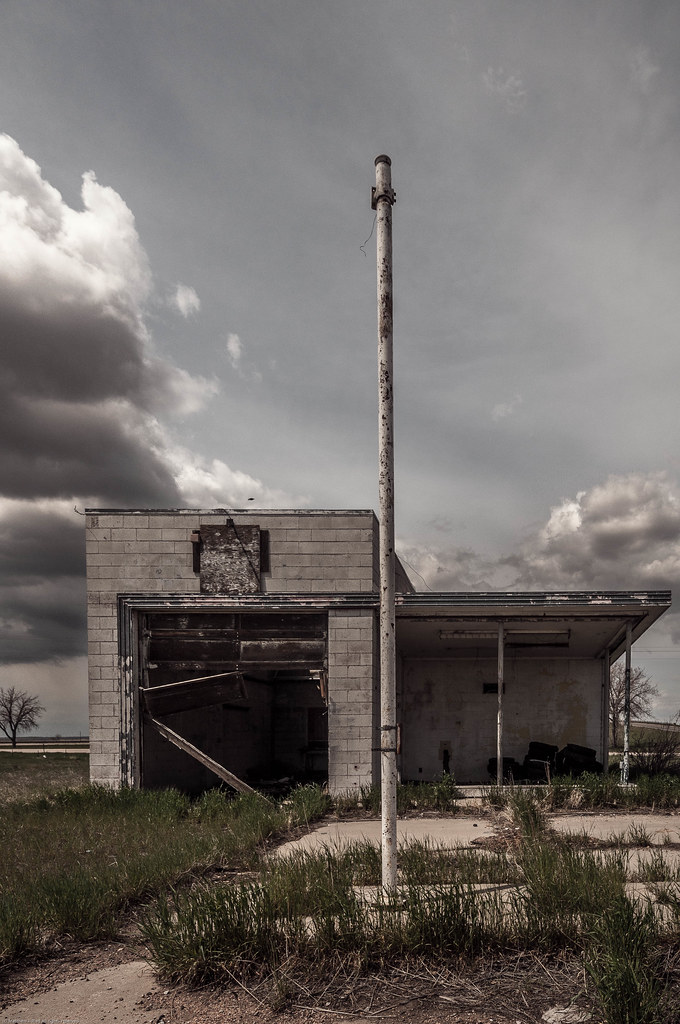 Better Days Behind Deserted gas station in Roggen, CO. Mos… Flickr