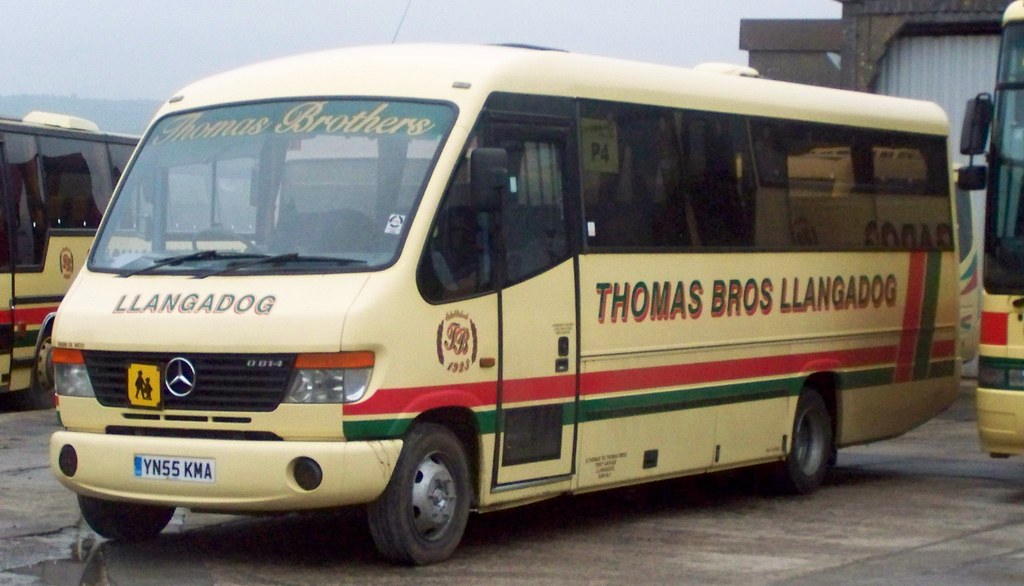 THOMAS BROS LLANGADOG (YN55KMA) busdriver44573 Flickr