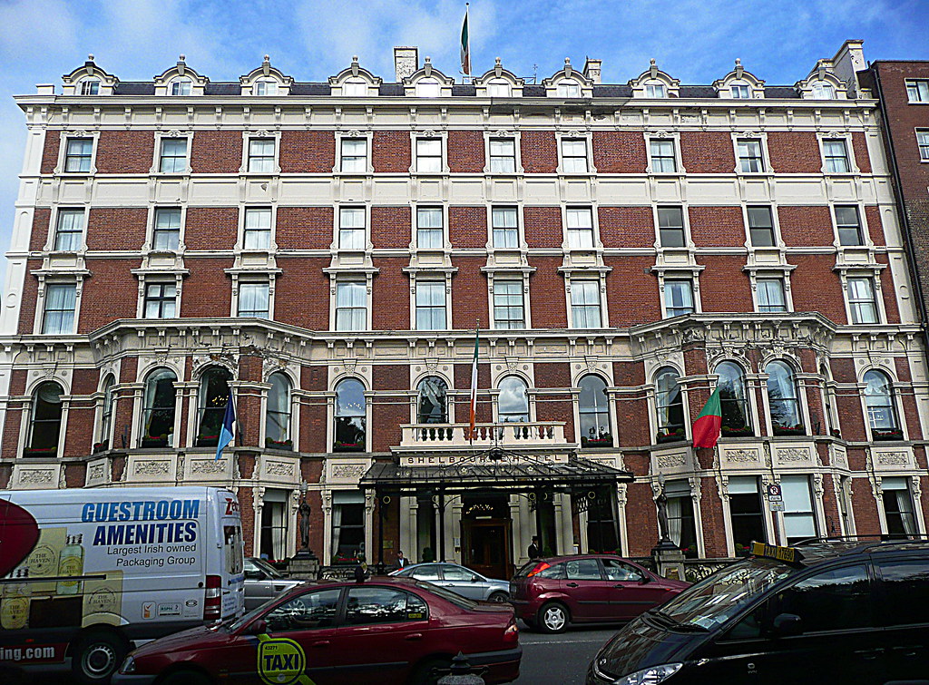 Hotel Shelbourne Standing on the site of Shelbourne House,… Flickr