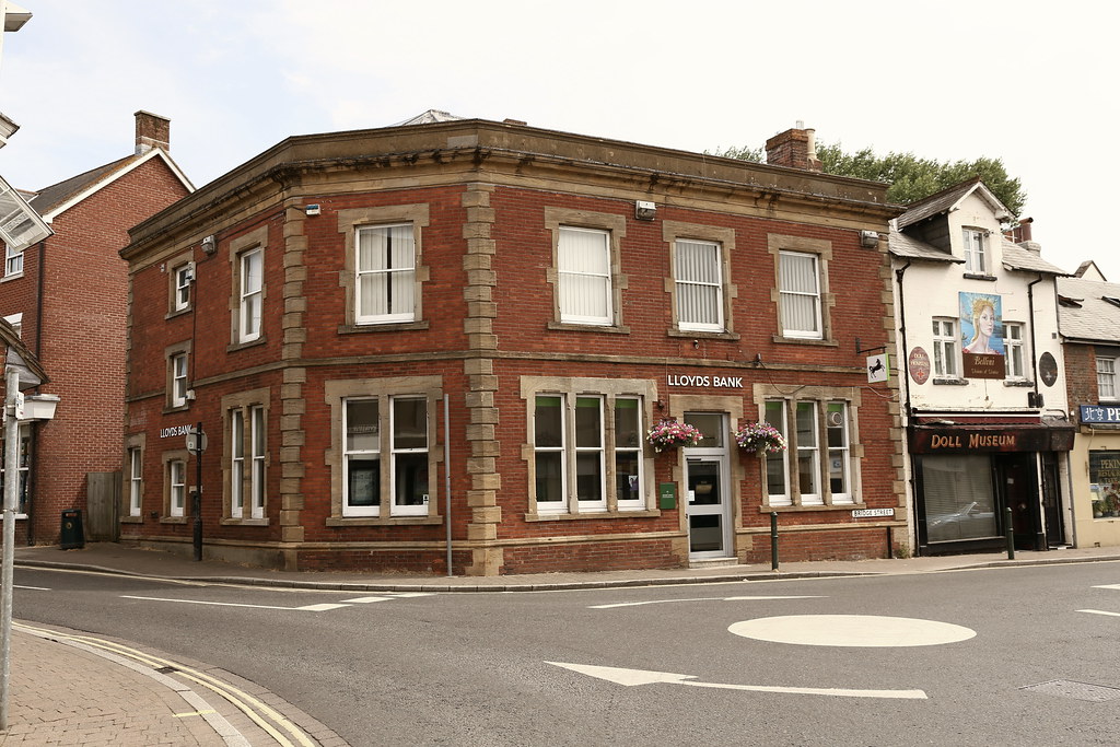 Fordingbridge, Lloyds Bank Fordingbridge, Lloyds Bank Flickr