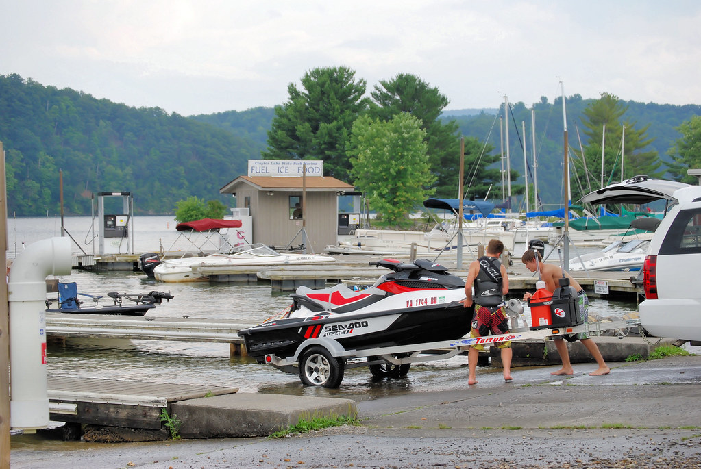 Jetski on boat ramp launch at Claytor Lake State Park Flickr