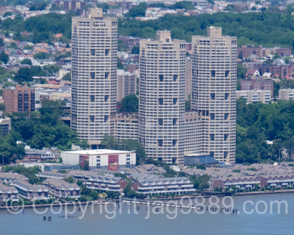 Galaxy Towers GUTTENBERG 127 m x 3 44 fl x 3 SkyscraperCity Forum